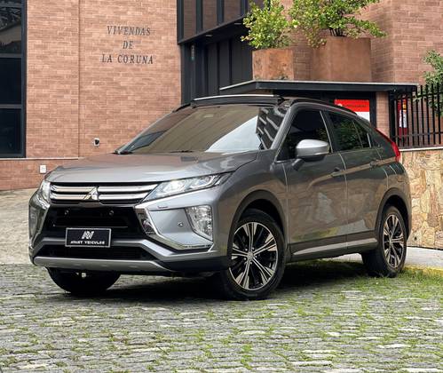 MITSUBISHI ECLIPSE CROSS 1.5 MIVEC TURBO GASOLINA HPE-S CVT MITSUBISHI ECLIPSE CROSS 1.5 MIVEC TURBO GASOLINA HPE-S CVT
